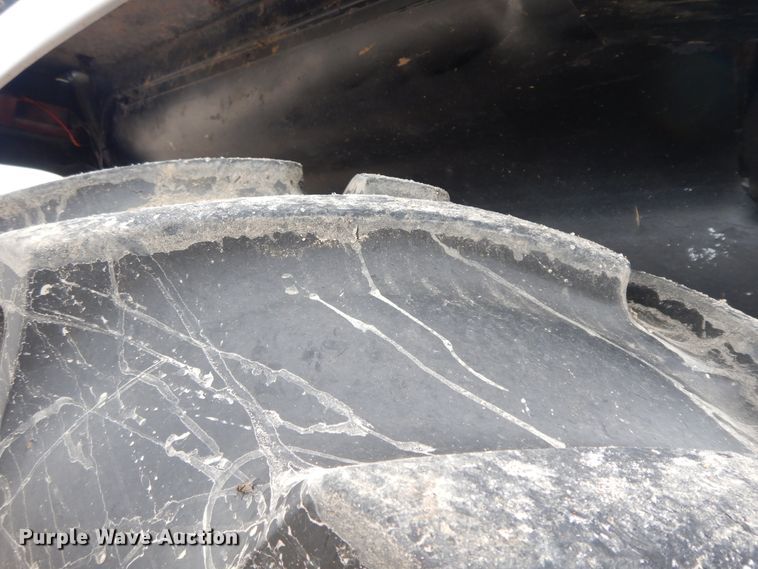 image for item HP9640 1977 White 2-105 Field Boss  tractor