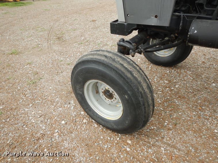 image for item HP9640 1977 White 2-105 Field Boss  tractor