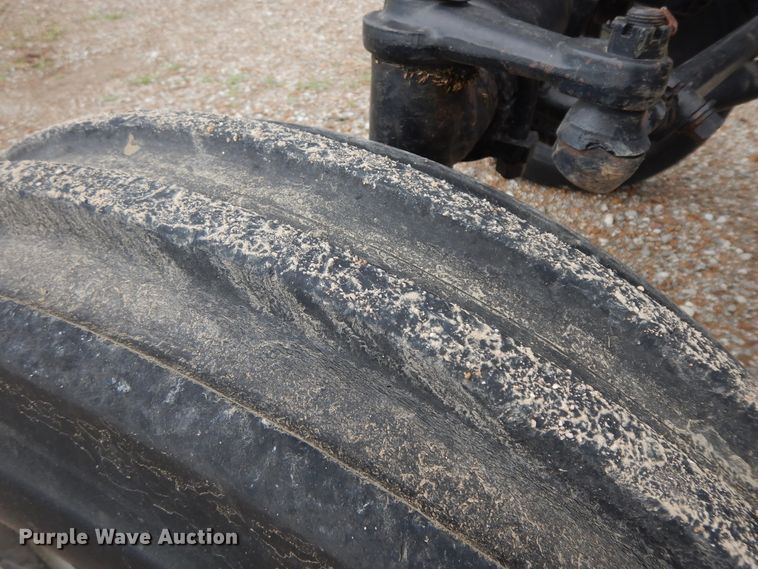 image for item HP9640 1977 White 2-105 Field Boss  tractor