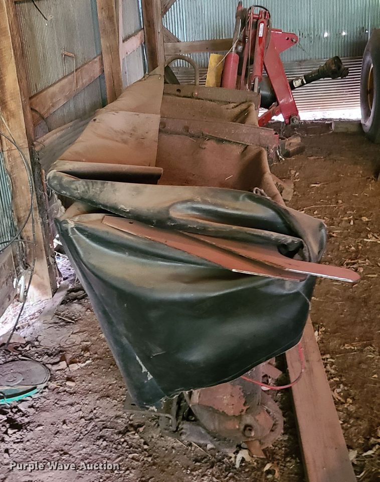 image for item IC9776 New Holland H6750  disc mower