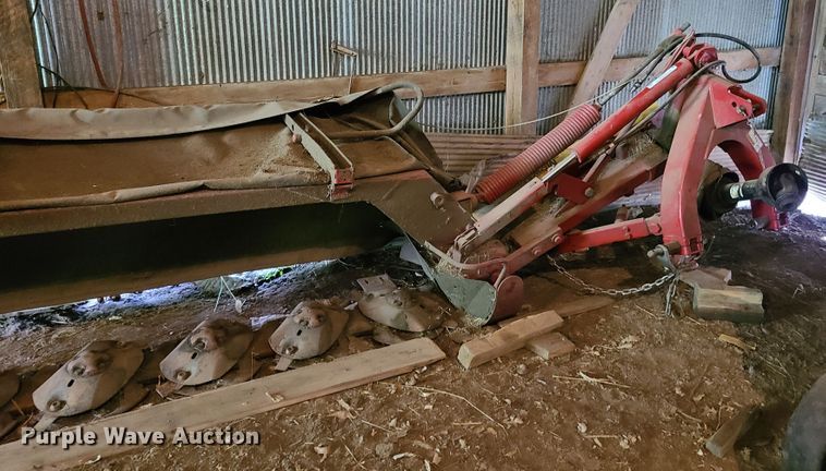 image for item IC9776 New Holland H6750  disc mower