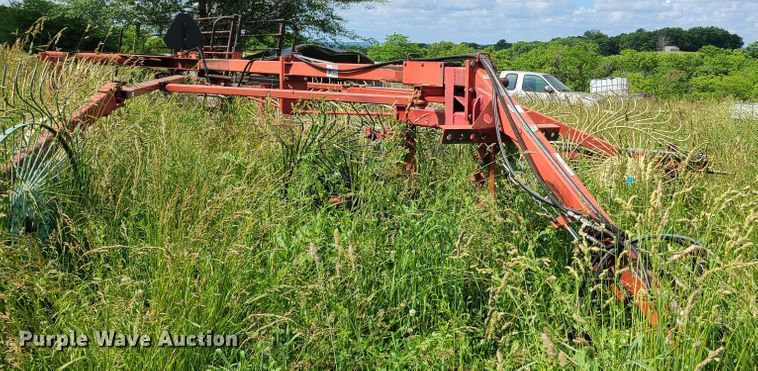 image for item IC9781 H&S BF124C  Hi-Capacity hay rake