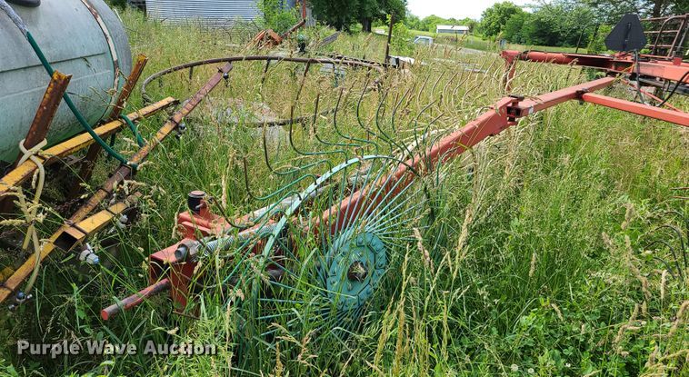 image for item IC9781 H&S BF124C  Hi-Capacity hay rake