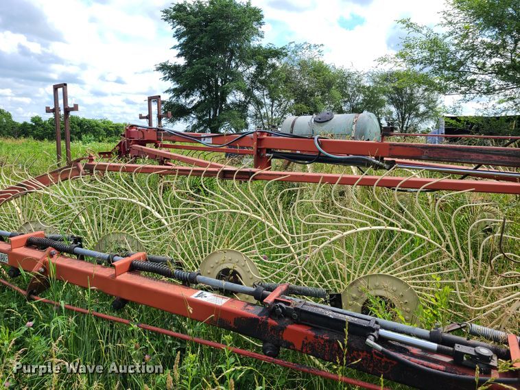 image for item IC9781 H&S BF124C  Hi-Capacity hay rake