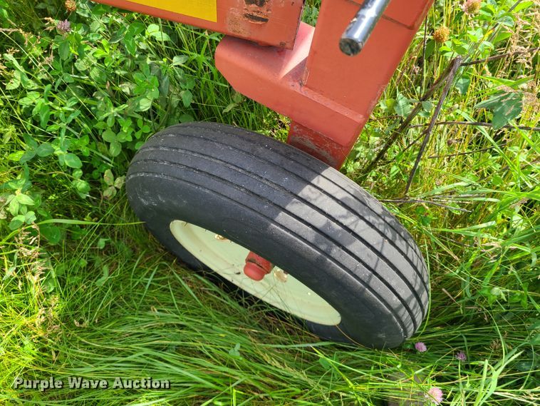 image for item IC9781 H&S BF124C  Hi-Capacity hay rake