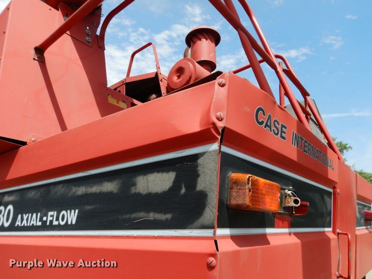 image for item II9552 1991 Case IH 1680  Axial-Flow RWA combine