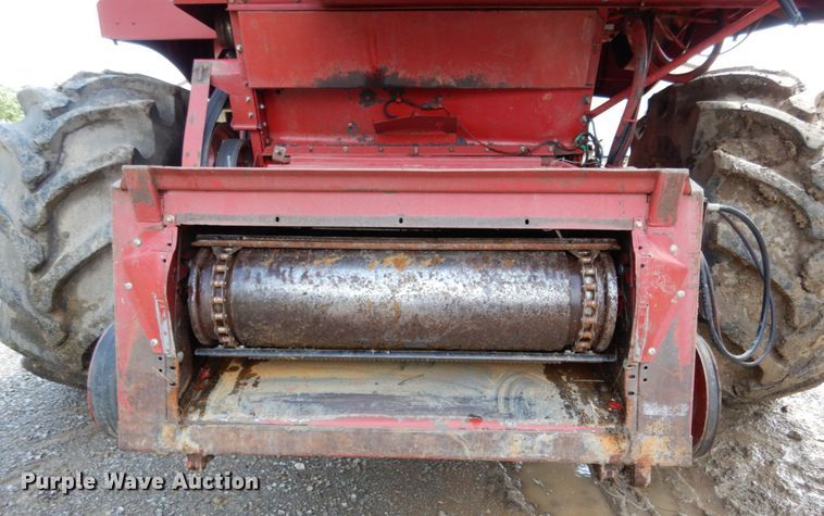 image for item II9552 1991 Case IH 1680  Axial-Flow RWA combine