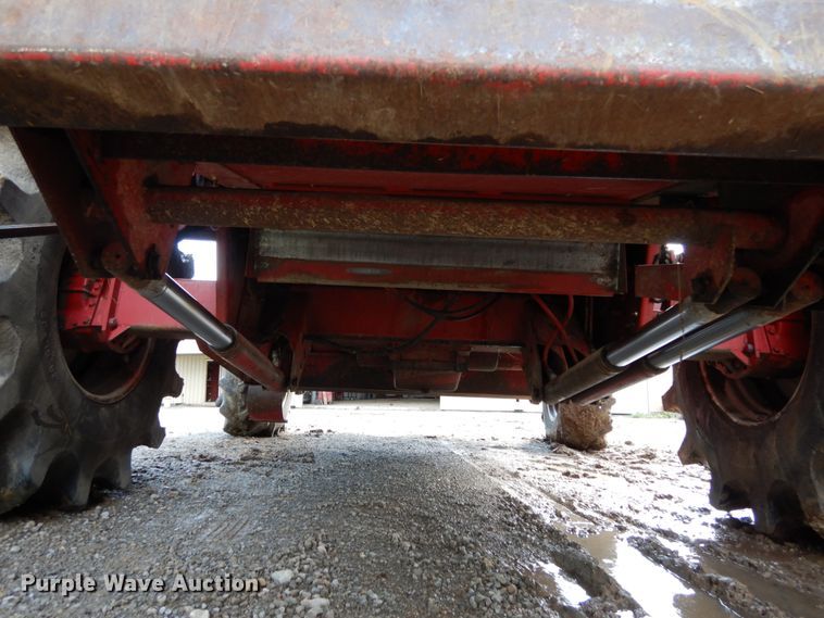 image for item II9552 1991 Case IH 1680  Axial-Flow RWA combine