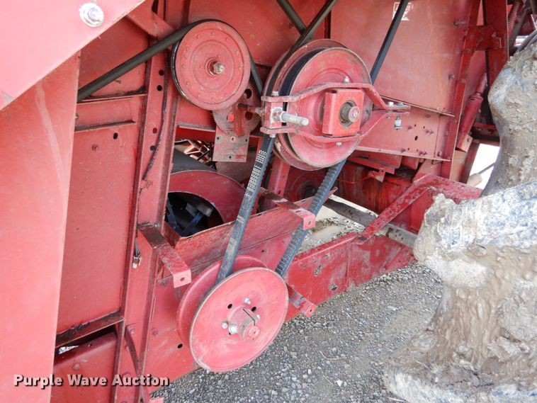 image for item II9552 1991 Case IH 1680  Axial-Flow RWA combine