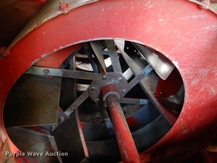 image for item II9552 1991 Case IH 1680  Axial-Flow RWA combine