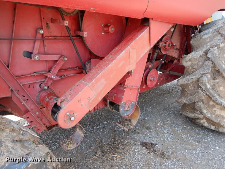 image for item II9552 1991 Case IH 1680  Axial-Flow RWA combine