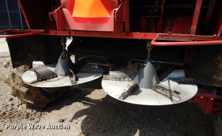 image for item II9552 1991 Case IH 1680  Axial-Flow RWA combine