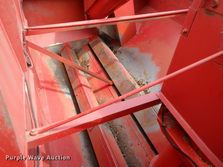 image for item II9552 1991 Case IH 1680  Axial-Flow RWA combine