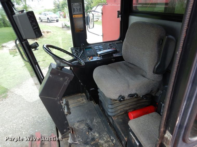 image for item II9552 1991 Case IH 1680  Axial-Flow RWA combine