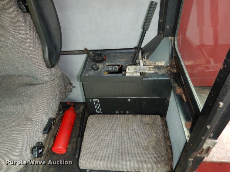 image for item II9552 1991 Case IH 1680  Axial-Flow RWA combine