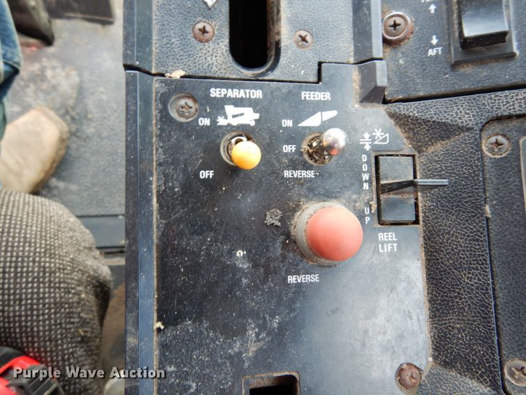 image for item II9552 1991 Case IH 1680  Axial-Flow RWA combine