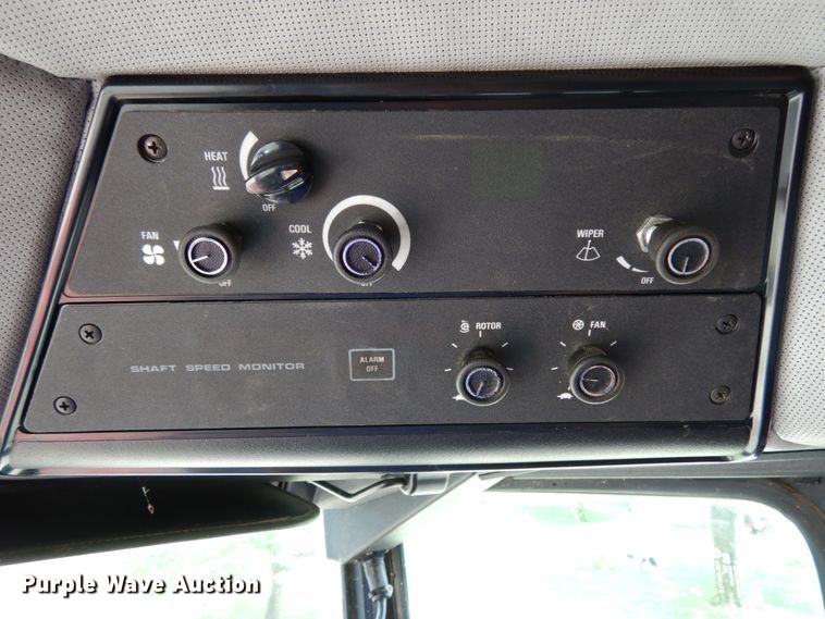 image for item II9552 1991 Case IH 1680  Axial-Flow RWA combine