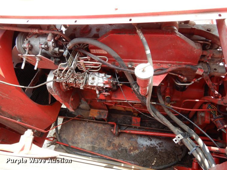 image for item II9552 1991 Case IH 1680  Axial-Flow RWA combine