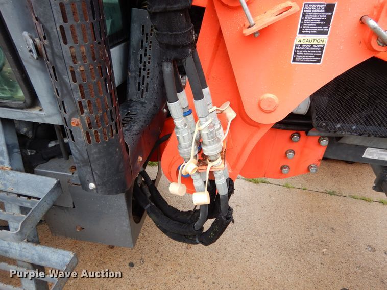 image for item II9566 2010 Kubota M135X  HFWD tractor