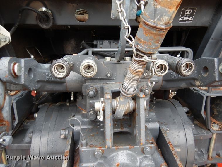 image for item II9566 2010 Kubota M135X  HFWD tractor