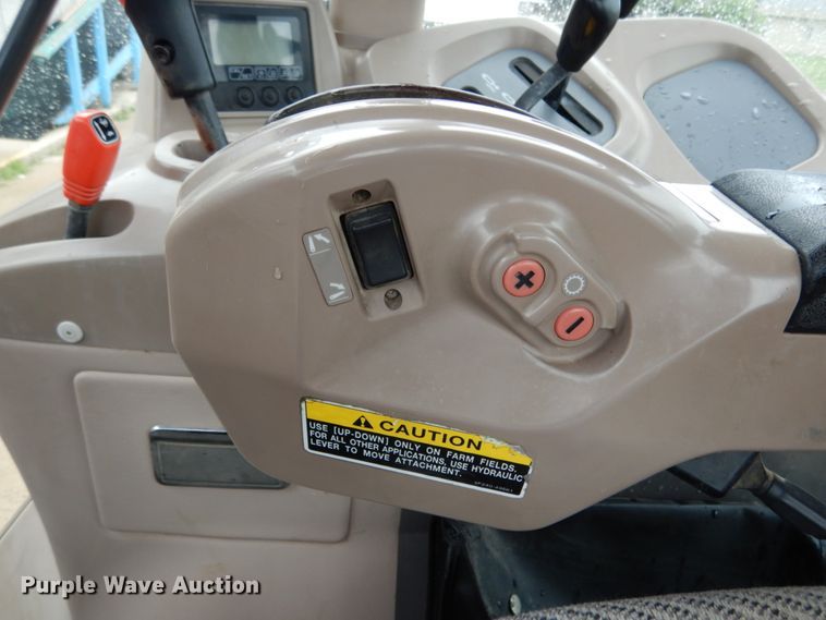 image for item II9566 2010 Kubota M135X  HFWD tractor