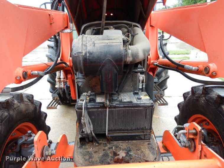 image for item II9566 2010 Kubota M135X  HFWD tractor