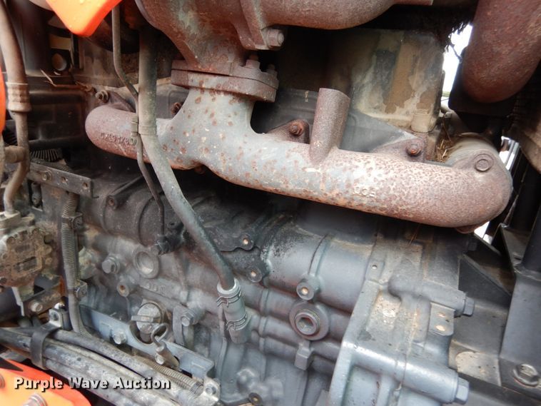 image for item II9566 2010 Kubota M135X  HFWD tractor