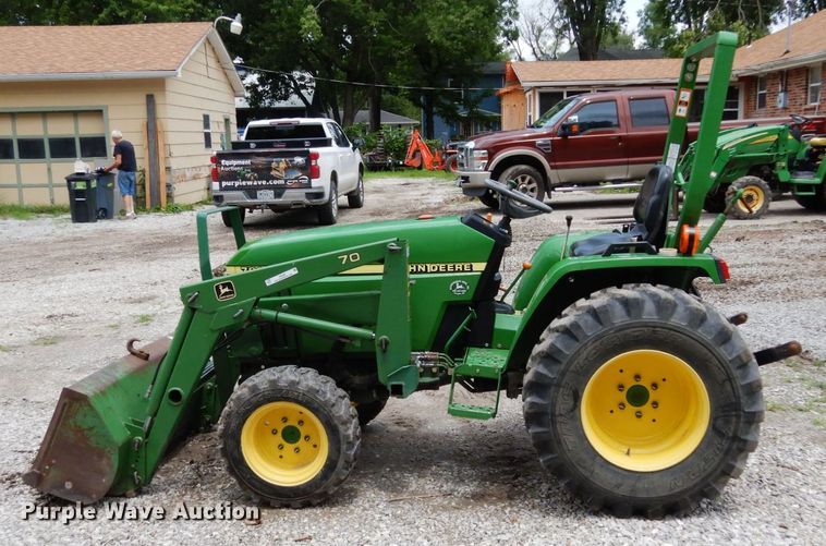 image for item II9588 John Deere 790  MFWD tractor