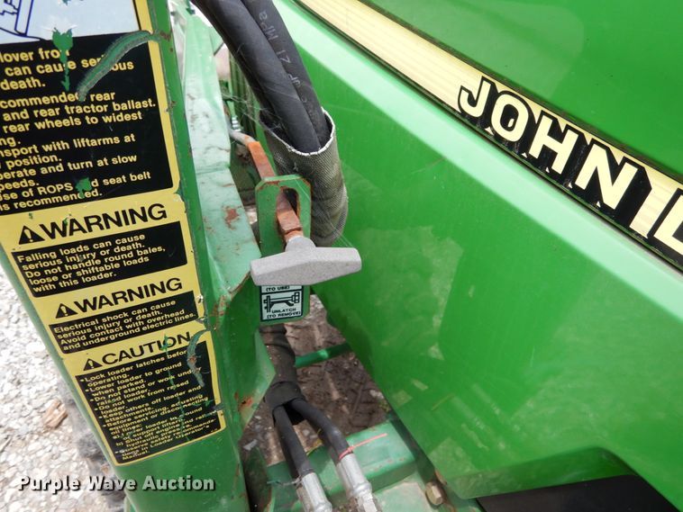 image for item II9588 John Deere 790  MFWD tractor