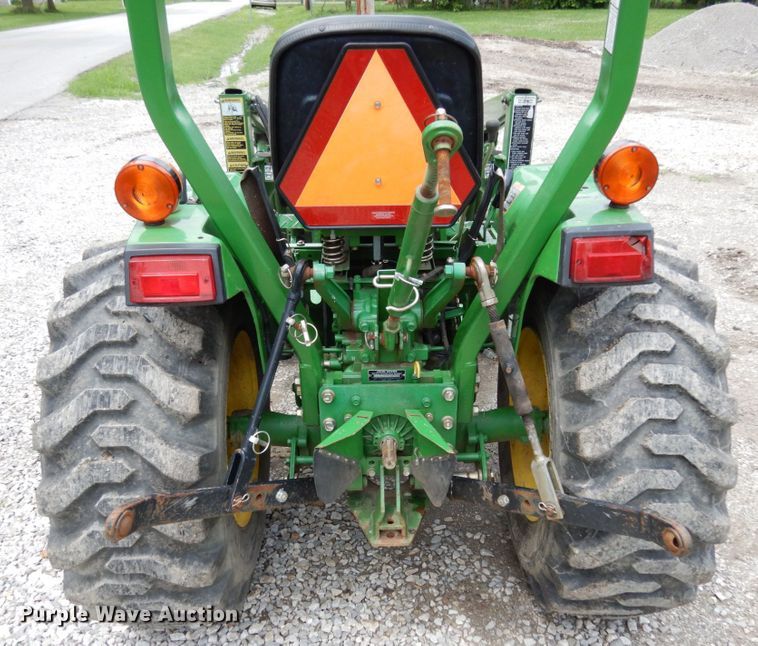 image for item II9588 John Deere 790  MFWD tractor