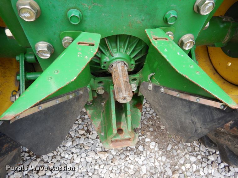 image for item II9588 John Deere 790  MFWD tractor