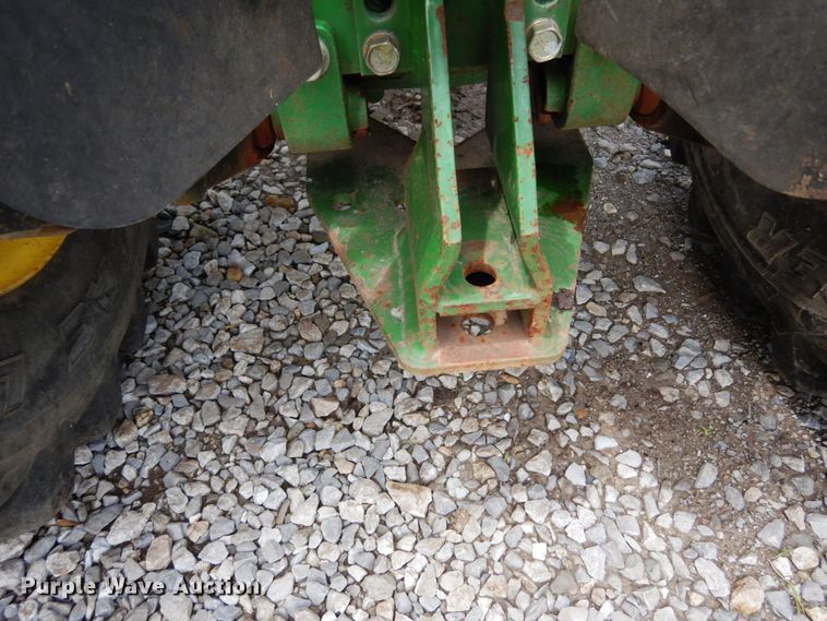 image for item II9588 John Deere 790  MFWD tractor