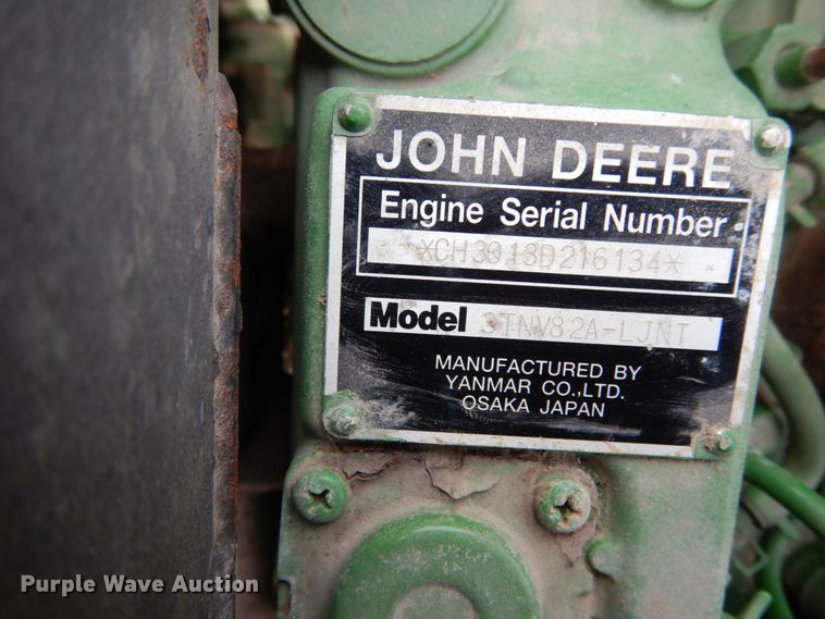 image for item II9588 John Deere 790  MFWD tractor