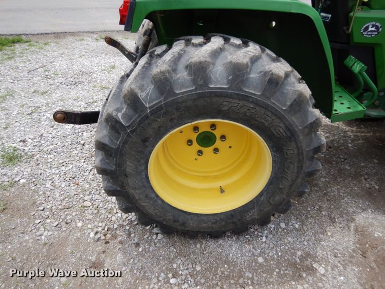 image for item II9588 John Deere 790  MFWD tractor