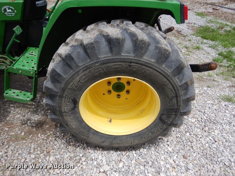 image for item II9588 John Deere 790  MFWD tractor