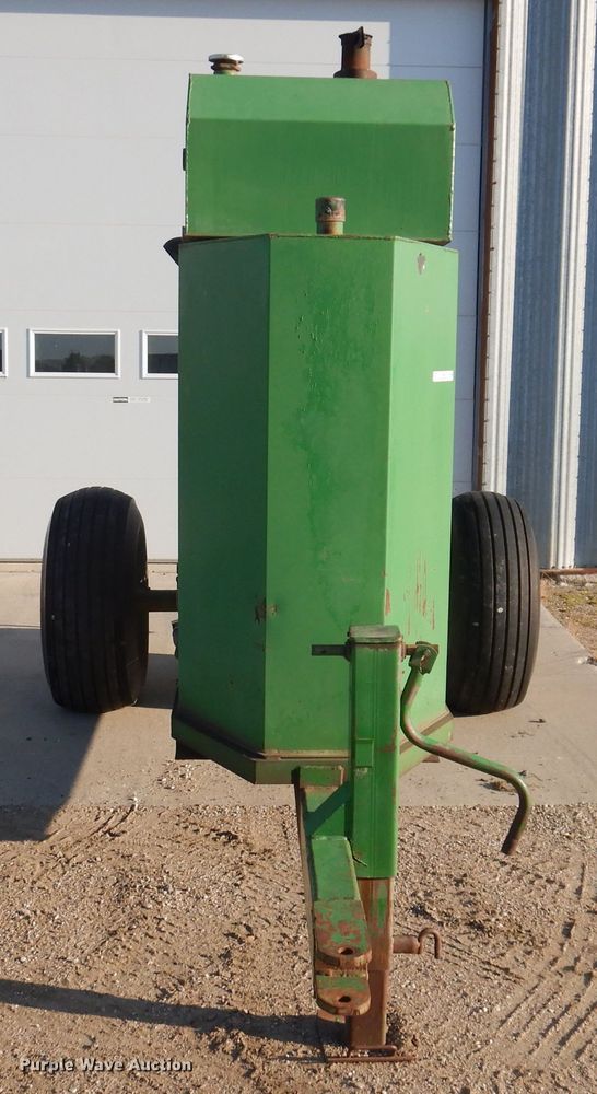 image for item IQ9667 John Deere  liquid manure pump