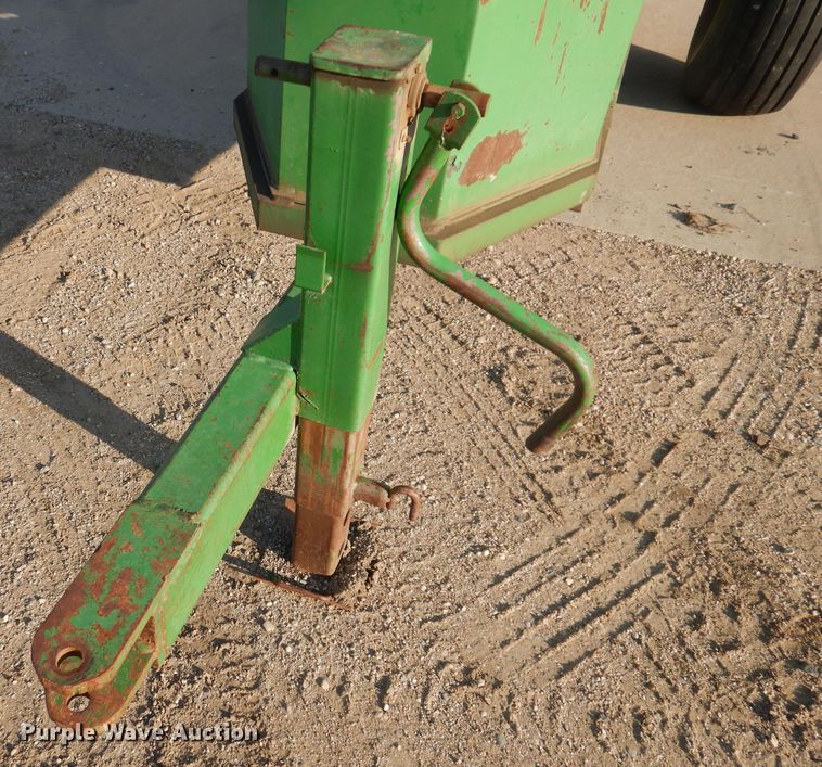 image for item IQ9667 John Deere  liquid manure pump