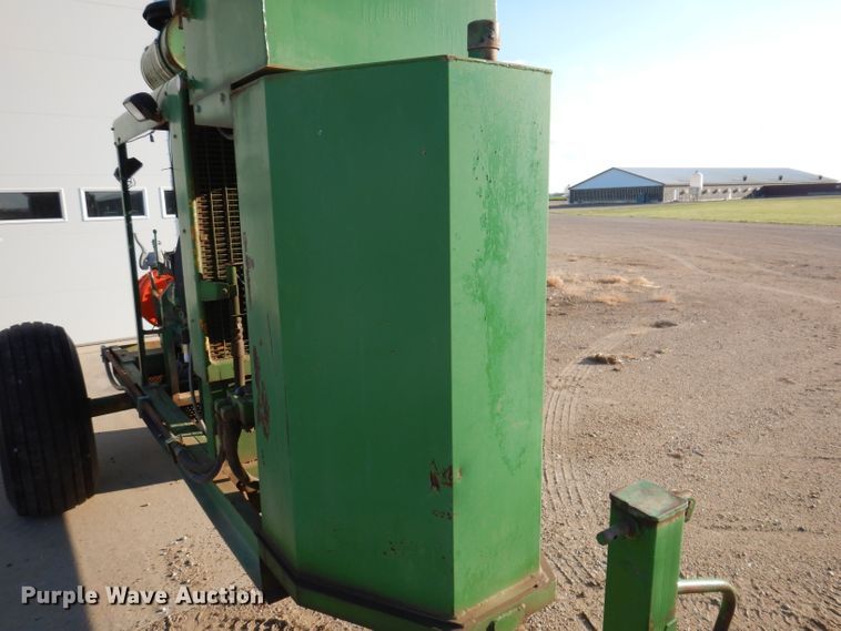 image for item IQ9667 John Deere  liquid manure pump
