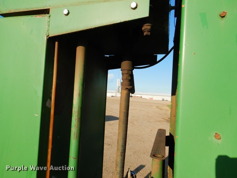 image for item IQ9667 John Deere  liquid manure pump