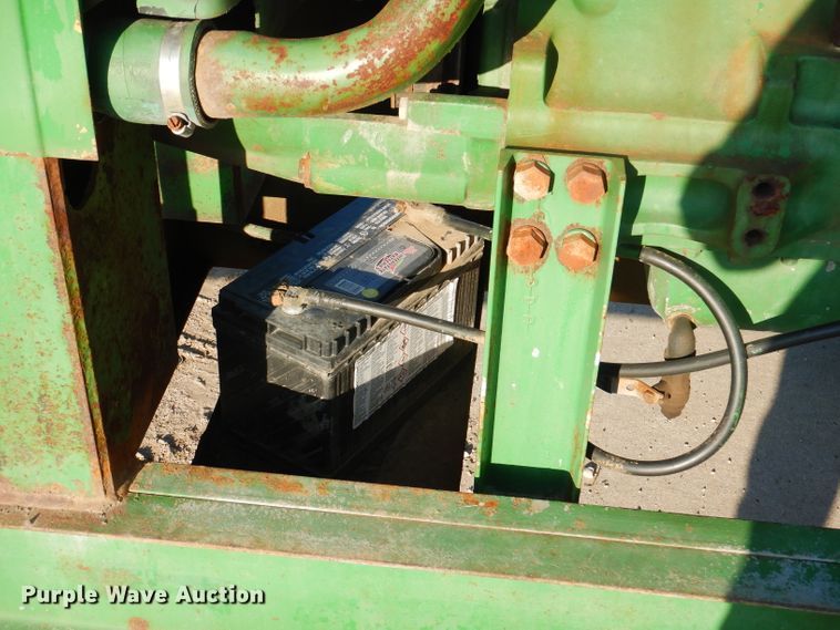 image for item IQ9667 John Deere  liquid manure pump