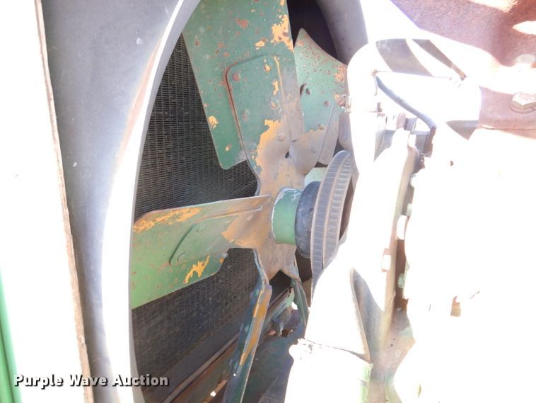 image for item IQ9667 John Deere  liquid manure pump