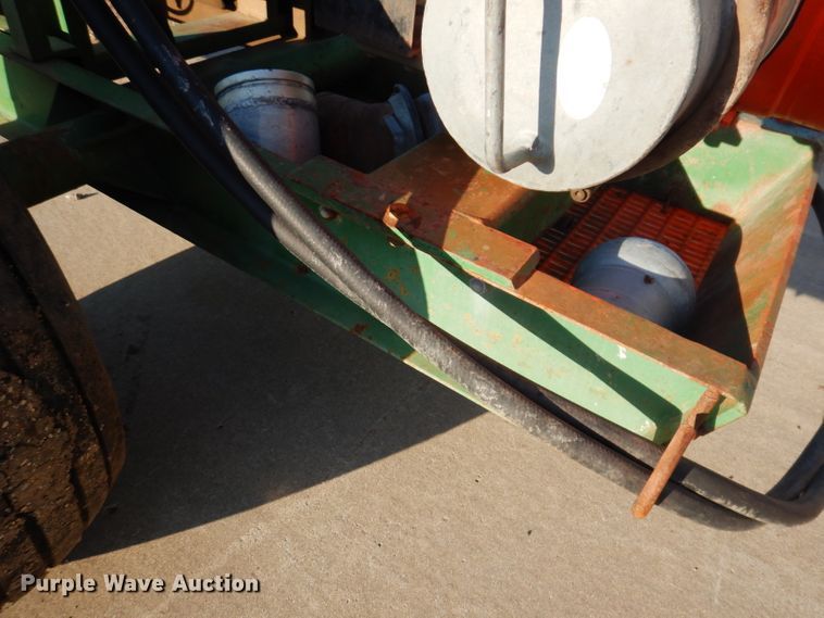 image for item IQ9667 John Deere  liquid manure pump