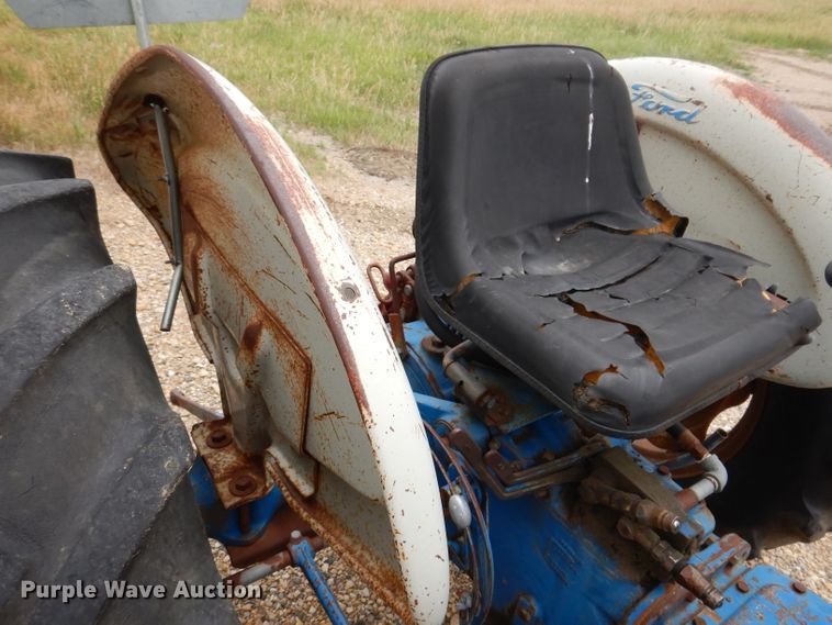 image for item IQ9709 Ford 4000  tractor