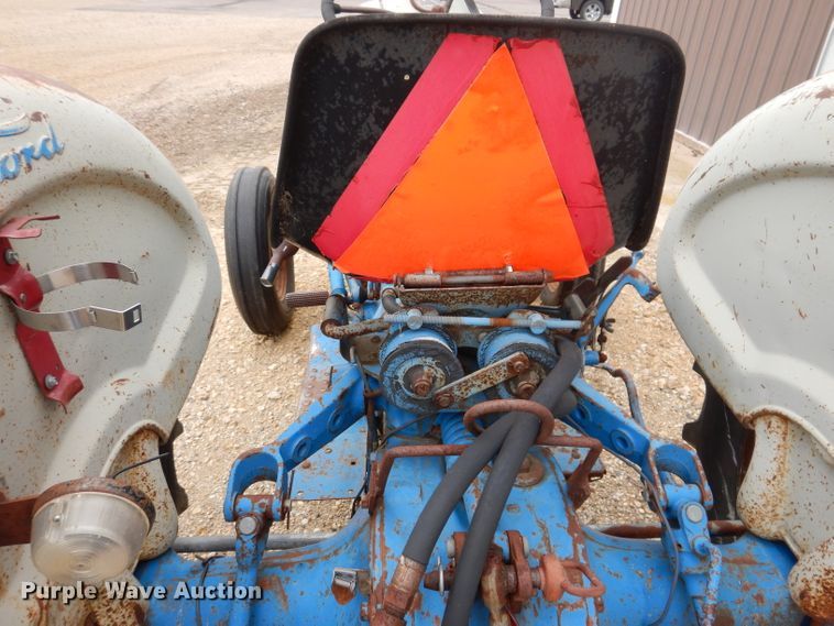 image for item IQ9709 Ford 4000  tractor