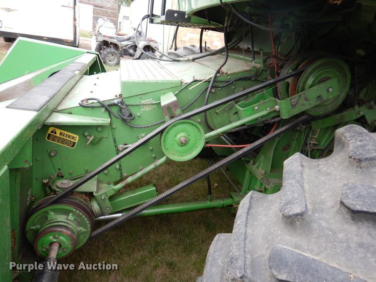 image for item IQ9716 1980 John Deere 6620 Turbo  combine