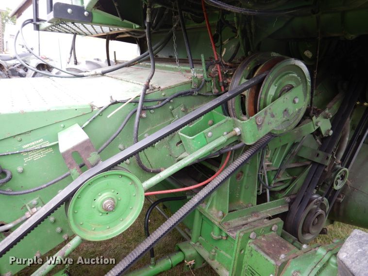 image for item IQ9716 1980 John Deere 6620 Turbo  combine