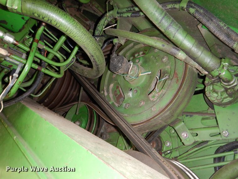 image for item IQ9716 1980 John Deere 6620 Turbo  combine
