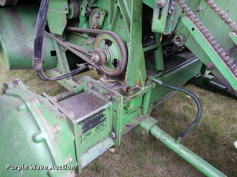 image for item IQ9716 1980 John Deere 6620 Turbo  combine
