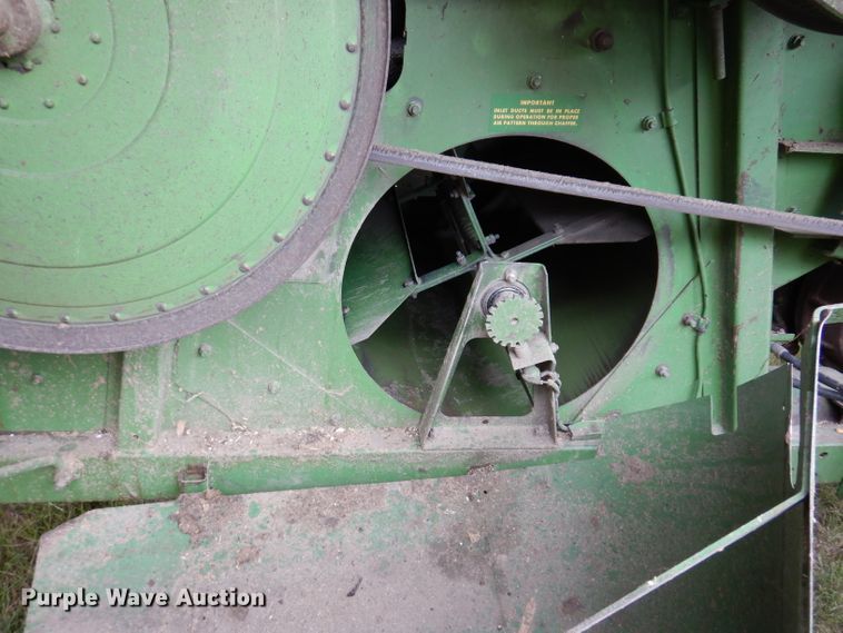 image for item IQ9716 1980 John Deere 6620 Turbo  combine