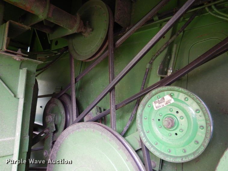 image for item IQ9716 1980 John Deere 6620 Turbo  combine